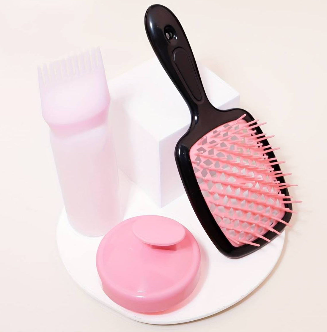 "Hair Care Tips for Hijabis: Maintaining Healthy Hair Underneath the Hijab"