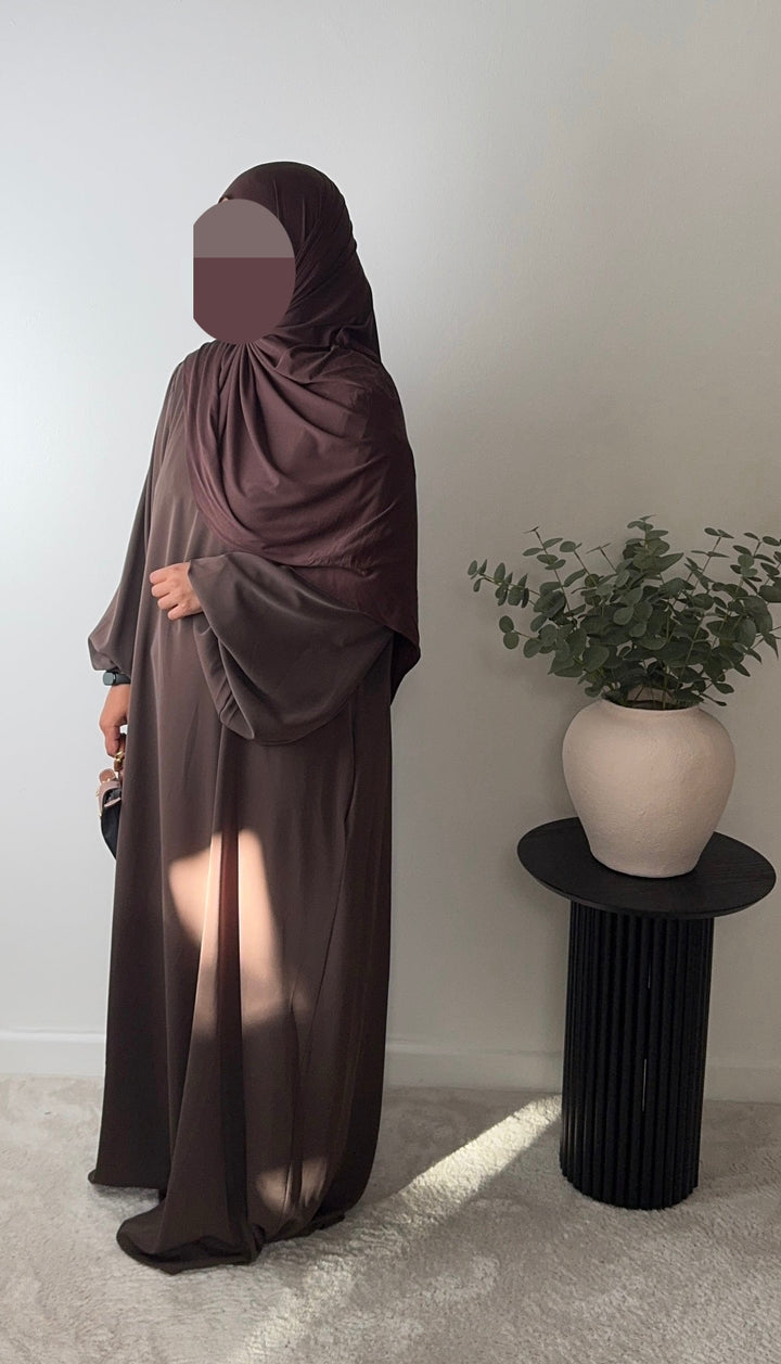 Medina Silk Abaya – Aisha | Elegant Modest Maxi Dress with Pockets