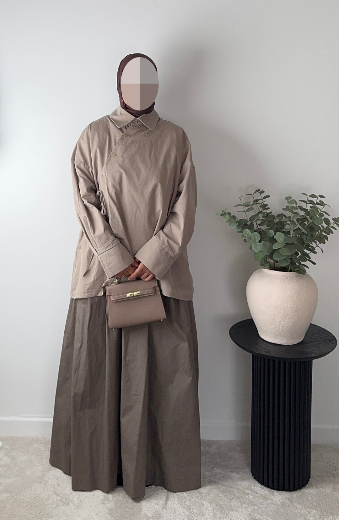 100% Cotton Asymmetrical Oversized Shirt – Modern Elegance