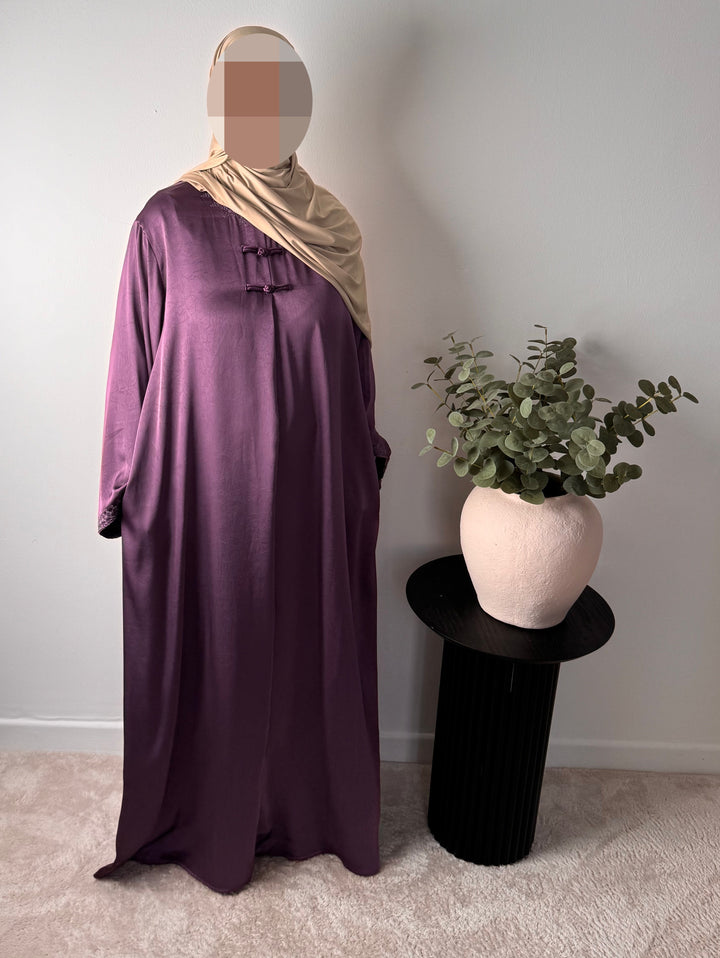 Amirah Embroidered Abaya – Elegant Modest Maxi Dress with Asian-Inspired Collar