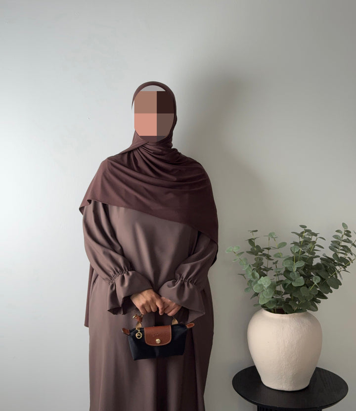 Maryam Medina Silk Abaya – Elegant Modest Maxi Dress with Tulip Sleeves