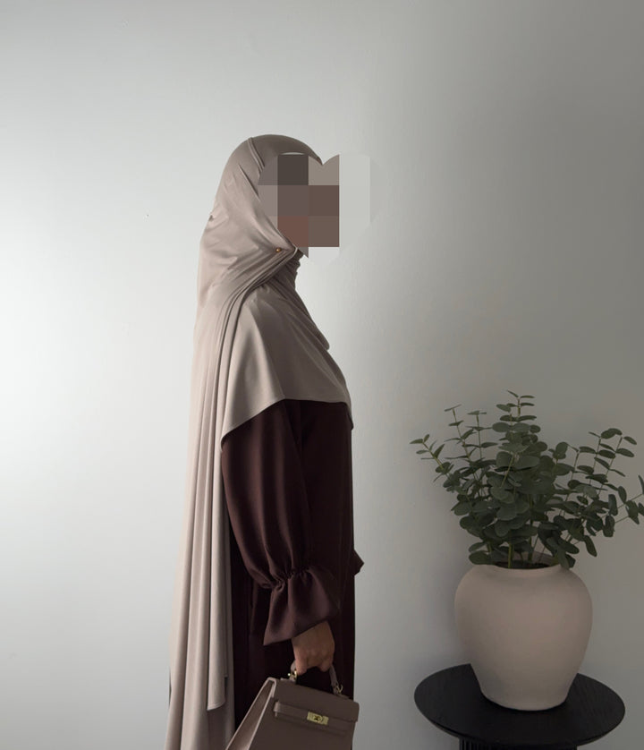 Maryam Medina Silk Abaya – Elegant Modest Maxi Dress with Tulip Sleeves