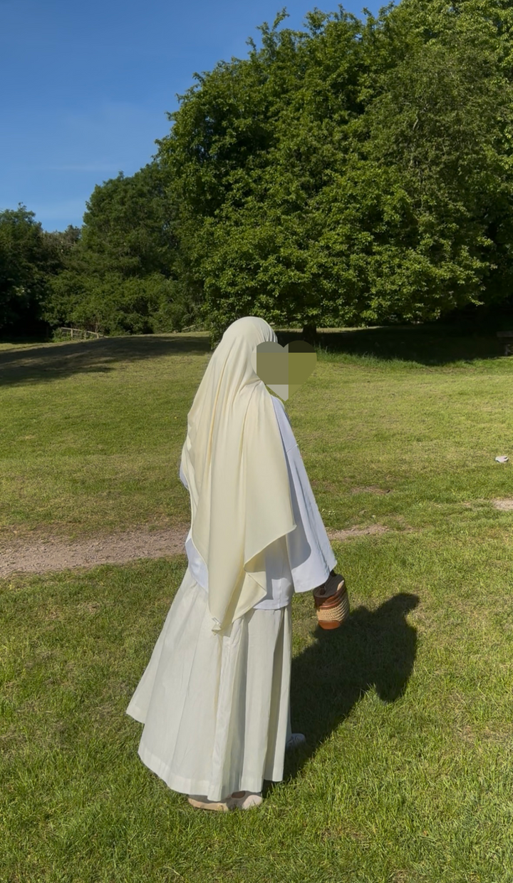 Liquid Jersey Hijab XL – Elegant Flow &amp; Everyday Comfort