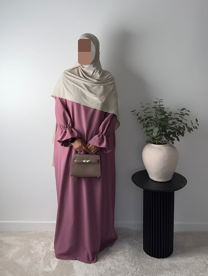 Maryam Medina Silk Abaya – Elegant Modest Maxi Dress with Tulip Sleeves