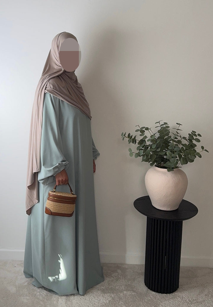Medina Silk Abaya – Aisha | Elegant Modest Maxi Dress with Pockets