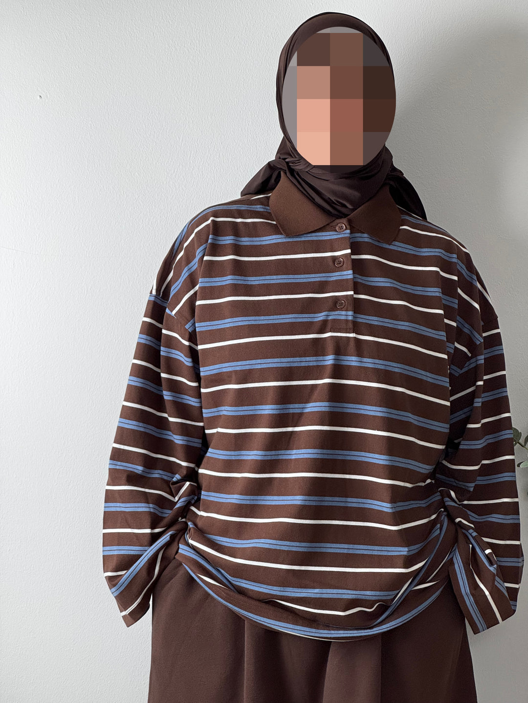 The Essential Modest striped Polo