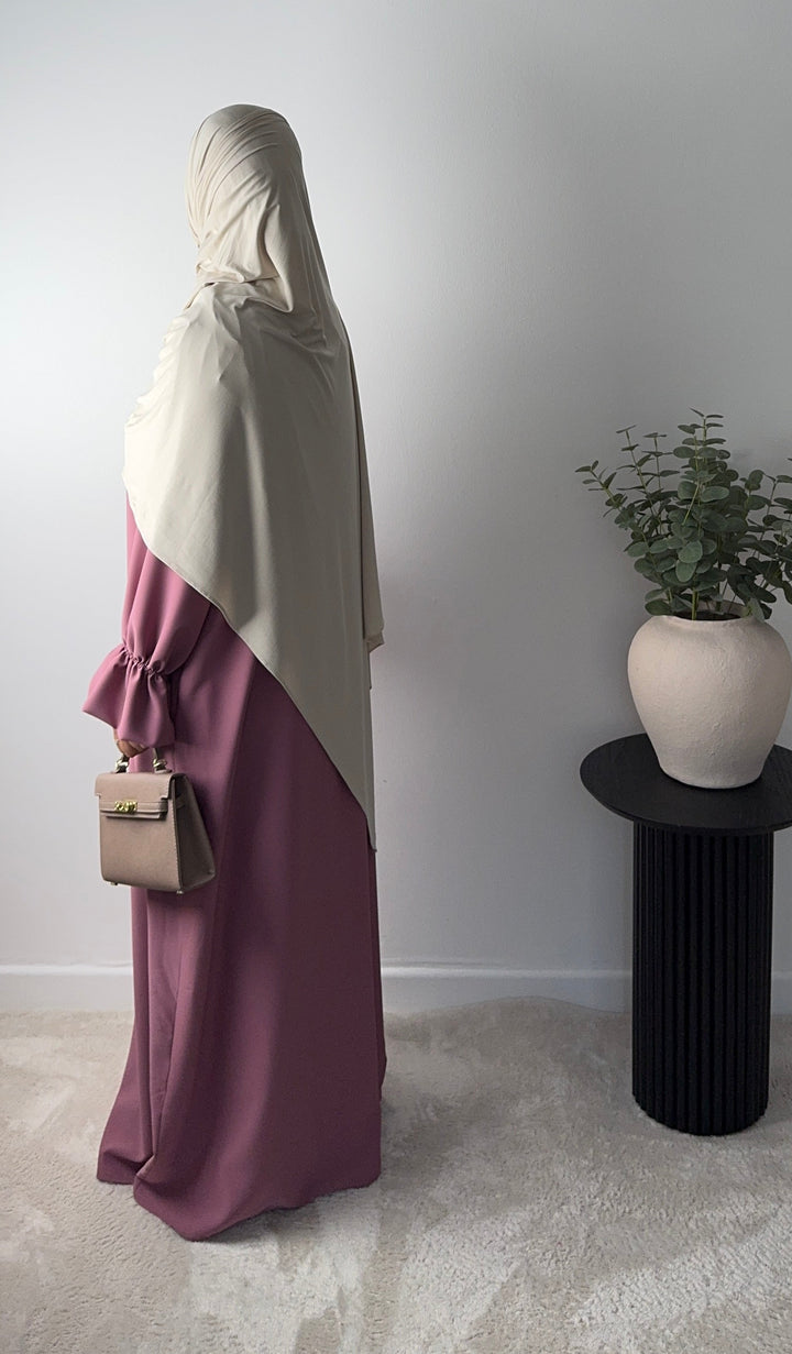 Medina Silk Abaya – Elegant Modest Maxi Dress with Tulip Sleeves
