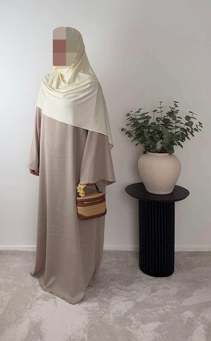 Layana Elegant Zoom Fabric Abaya – Flared Sleeve Modest Maxi Dress