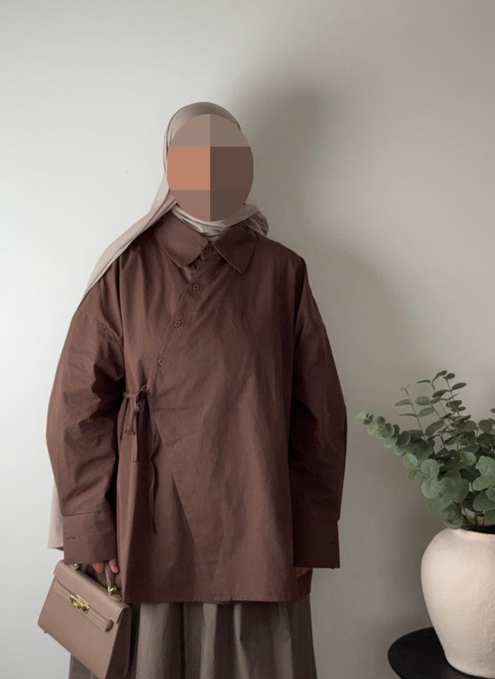 100% Cotton Asymmetrical Oversized Shirt – Modern Elegance