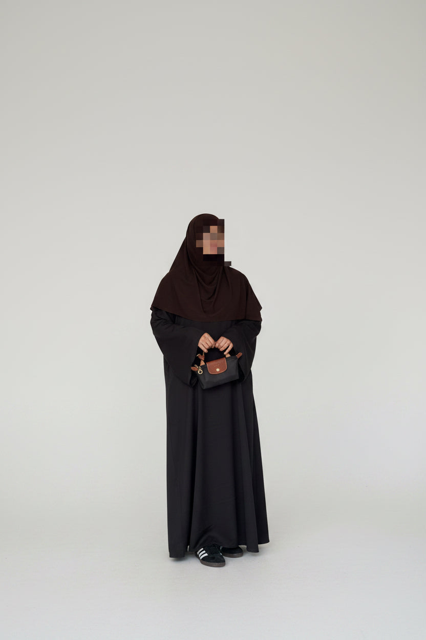 Layana Elegant Zoom Fabric Abaya – Flared Sleeve Modest Maxi Dress
