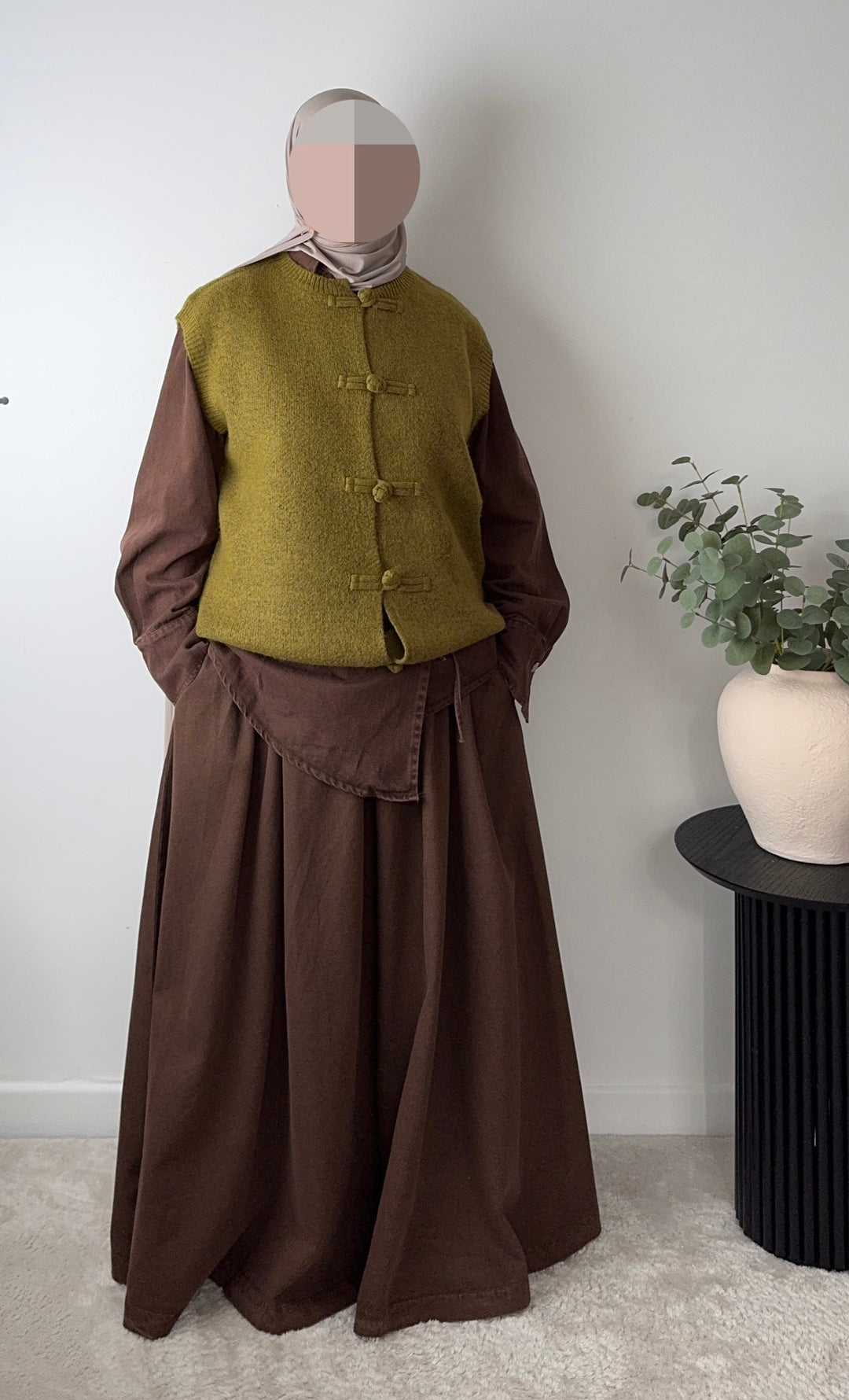 Asian-Inspired Sleeveless Knit Vest