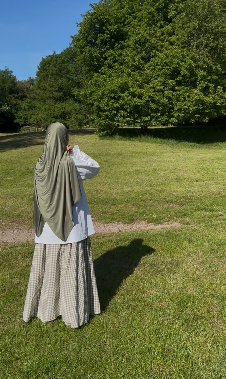 Liquid Jersey Hijab XL – Elegant Flow &amp; Everyday Comfort