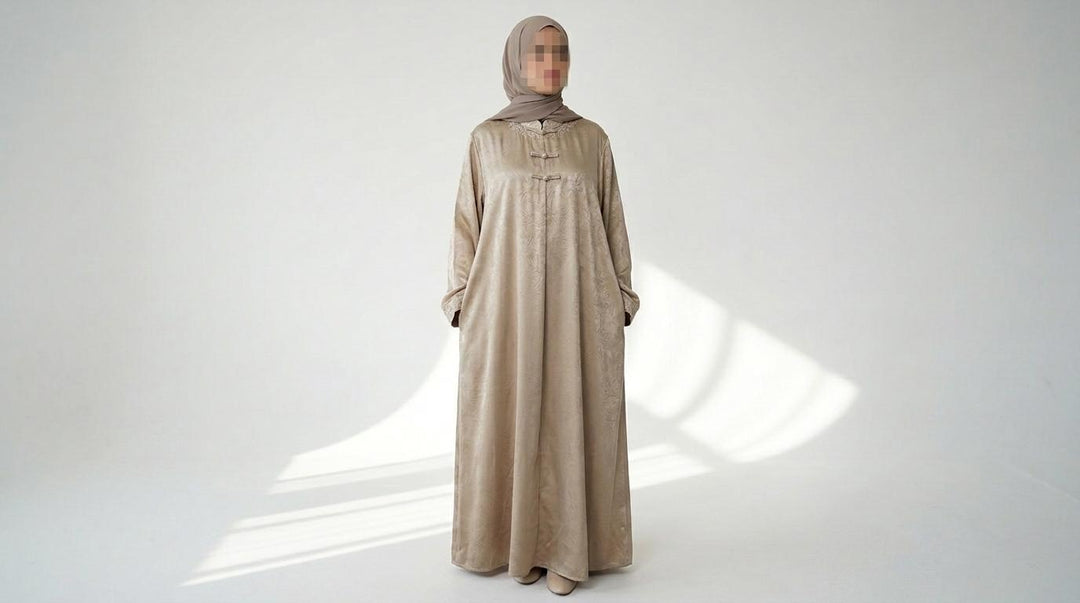 Amirah Embroidered Abaya – Elegant Modest Maxi Dress with Asian-Inspired Collar